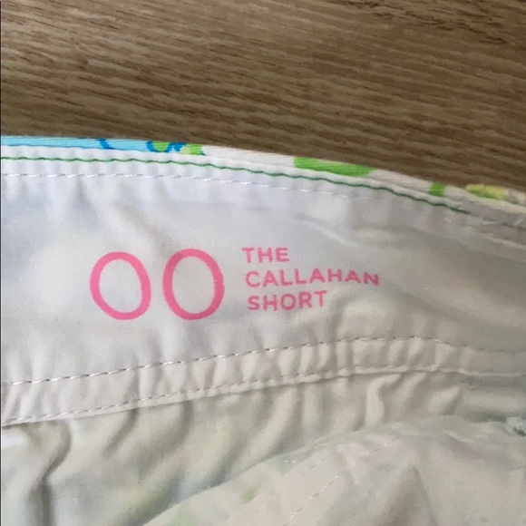 Lilly Pulitzer Callahan Shorts - Picture 3 of 4
